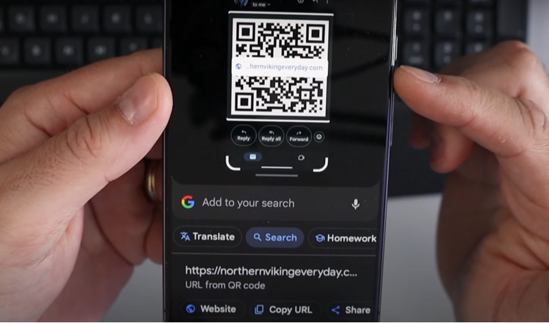 scan qr code from screenshots