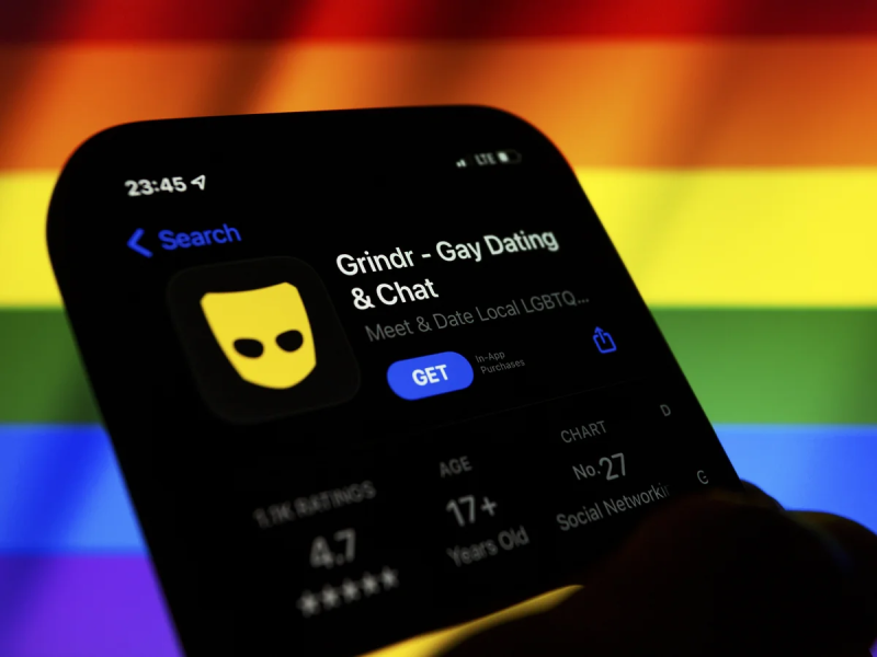 tools to check grindr down status